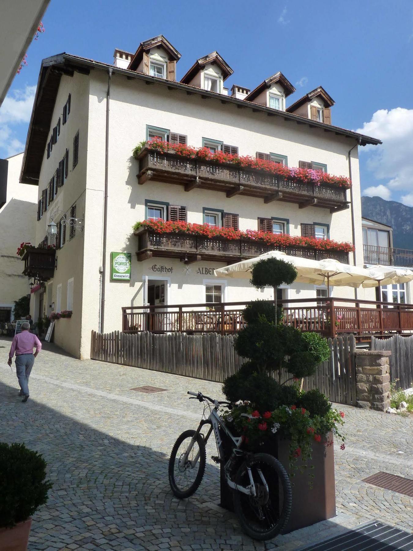 Gasthof Albergo Kreuzwirt Fie allo Sciliar Exterior photo
